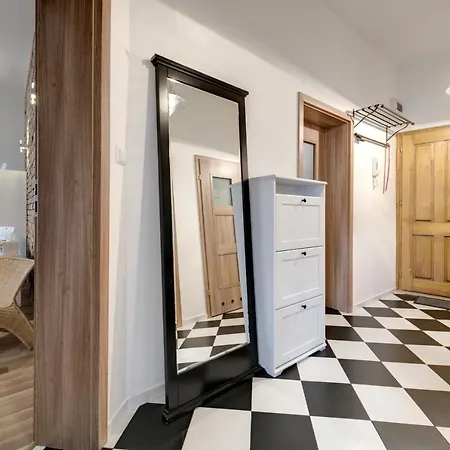 3 City - Anders Apartman Sopot