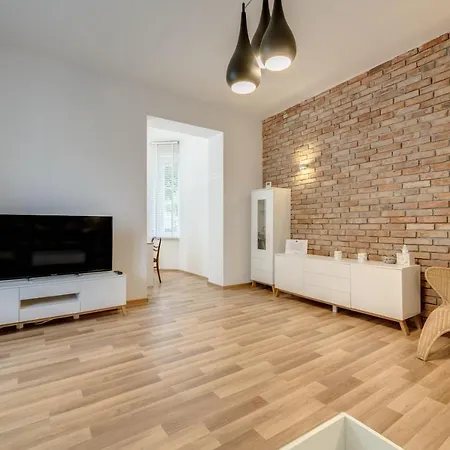 3 City - Anders Apartman Sopot
